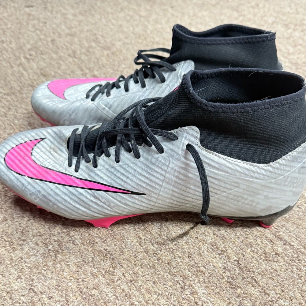 Nike Mercurial Vapor soccer cleats